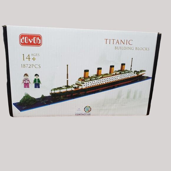 DoVoB Titanic Building Blocks 2 Lego Figures Set 1872 pcs - Picture 1 of 5